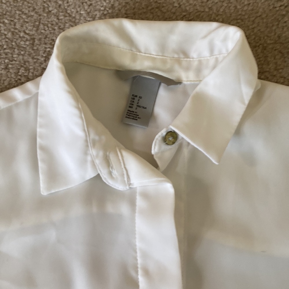 Blouse - Picture 3 of 6
